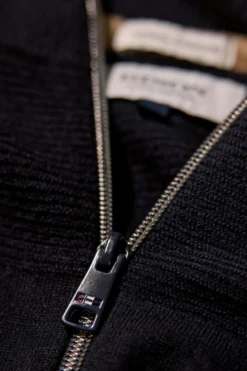 Bison Half-zip