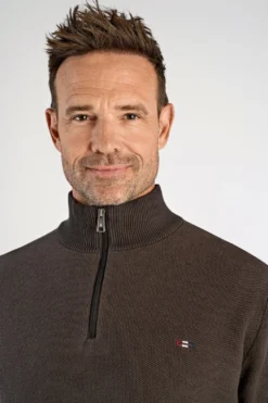 Bison Half-zip
