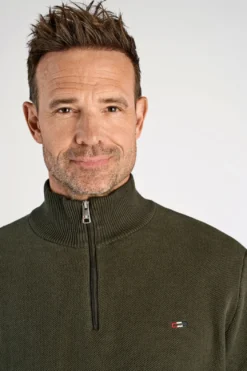Bison Half-zip