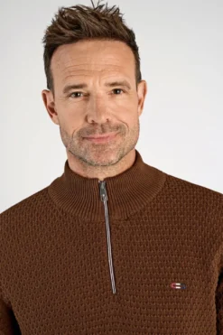 Bison Half-zip