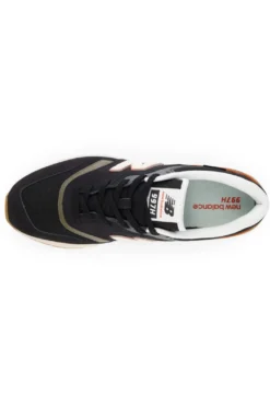 New Balance Sneakers